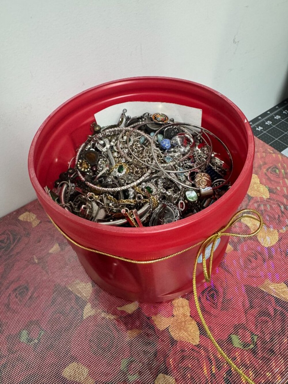 Over 4 lbs Mystery Jewelry Lot - Picture 8 of 8